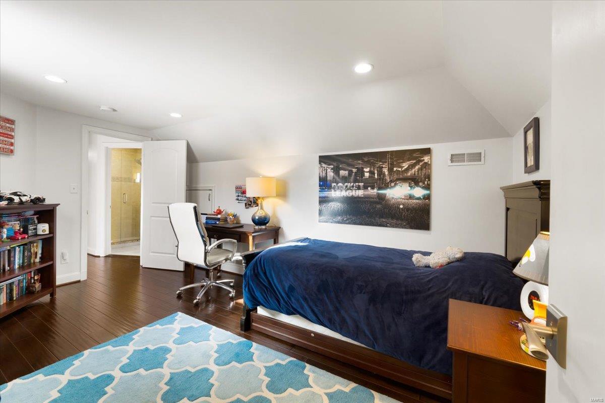 Clayton Gardens - Residential