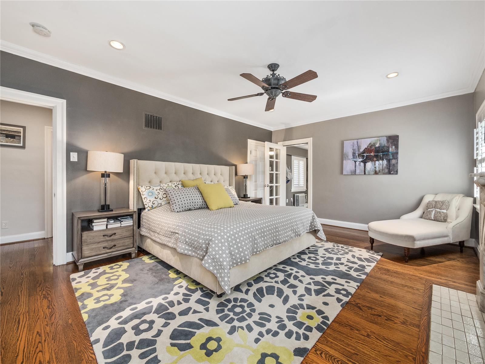 Davis Place - Residential