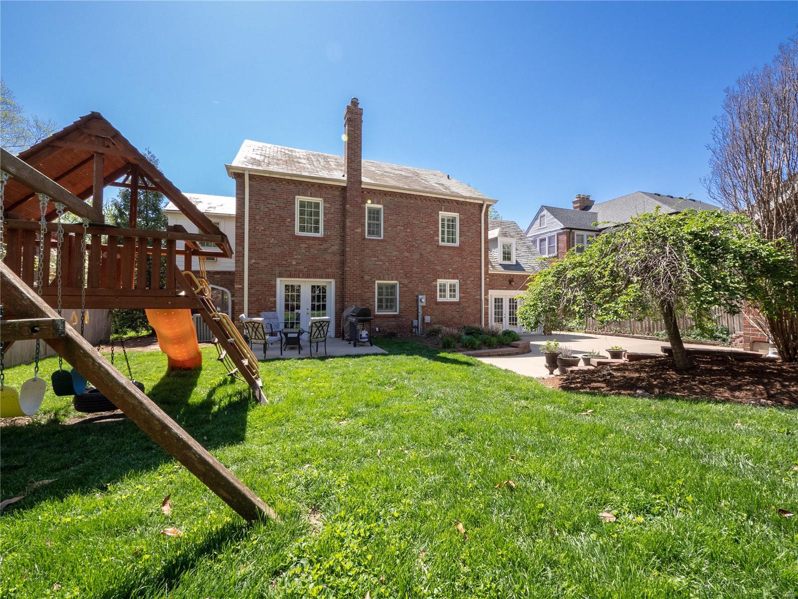 Davis Place - Residential