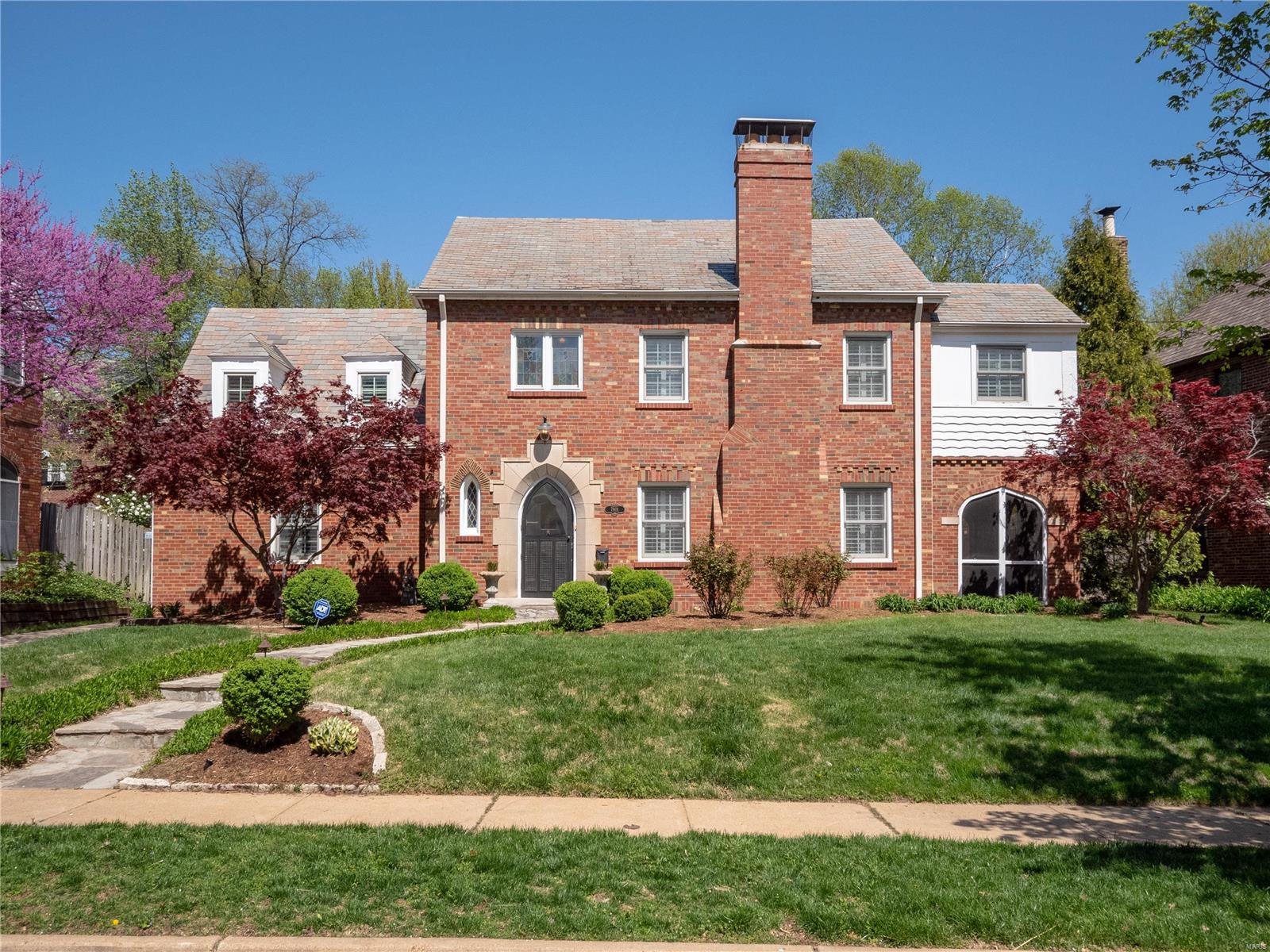 Davis Place - Residential