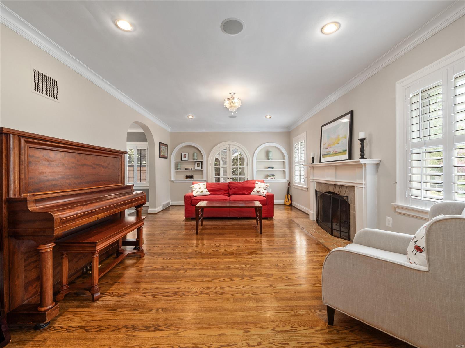 Davis Place - Residential