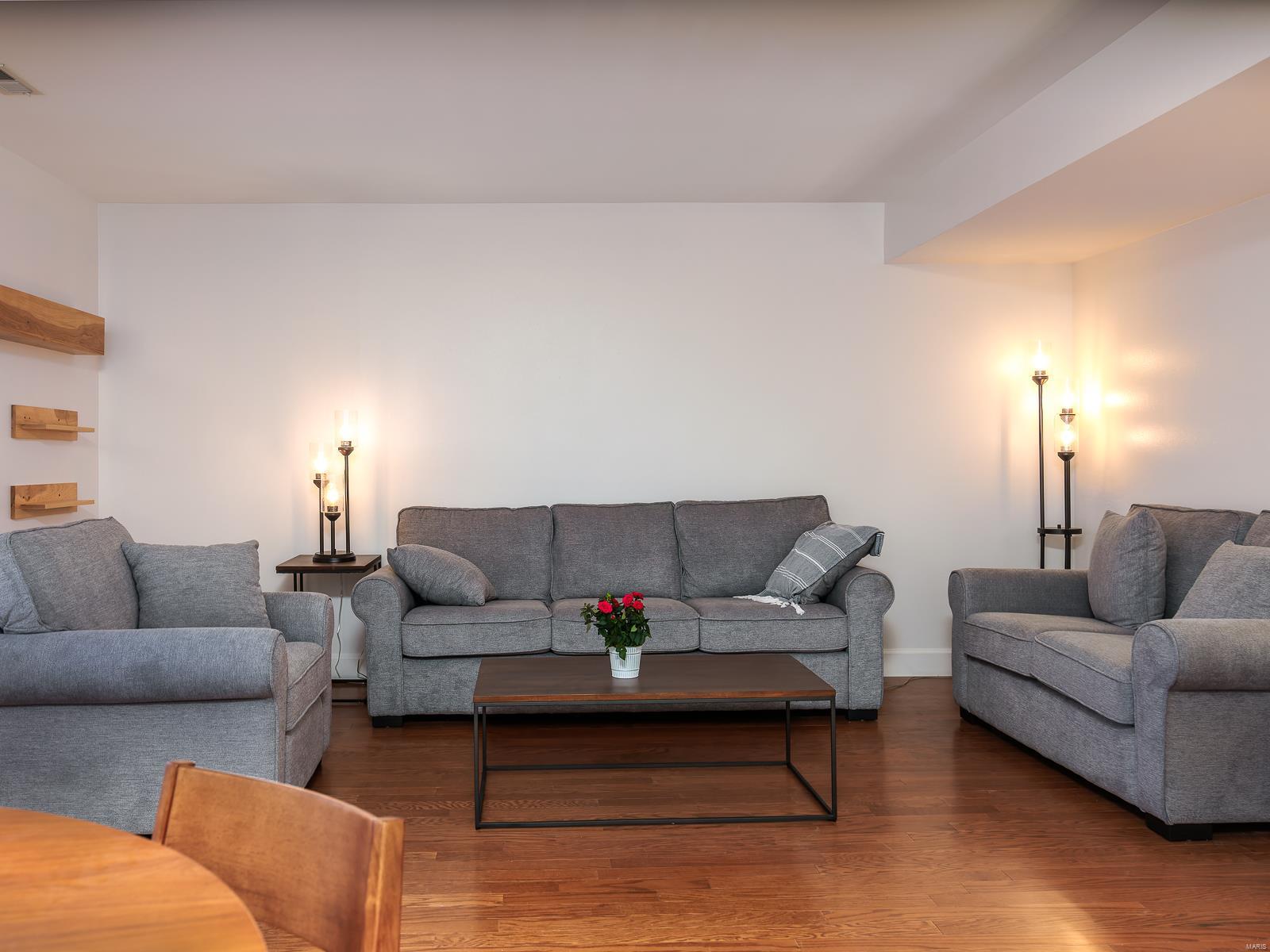 1724 Redbird Cove
