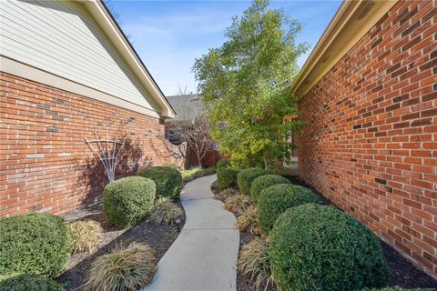 304 Valley Forge Court Chesterfield MO 63017