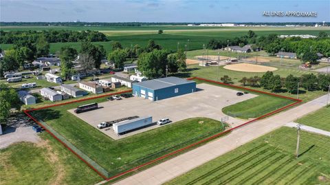 300 Rue Des Chateau Street Bethalto IL 62010
