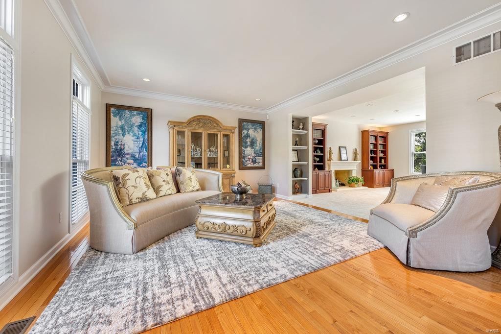 County Lane - Residential