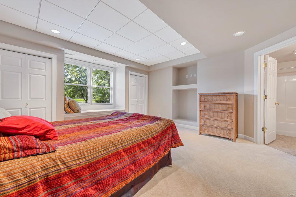 County Lane - Residential