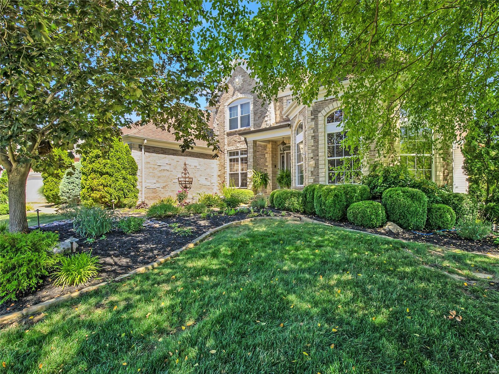 Bellerosa Estates - Residential