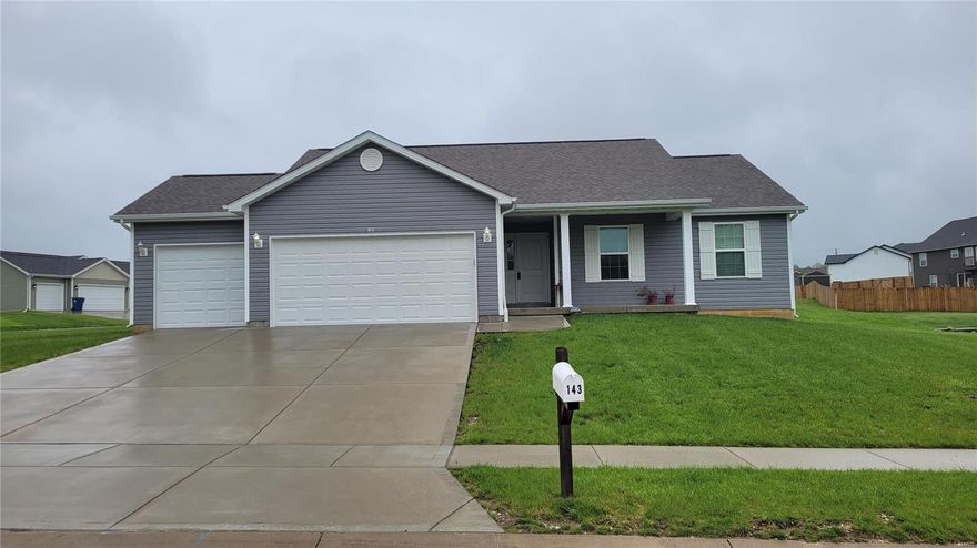WOW-- this is an amazing Ranch Style home with an open floor plan with 3 bedrooms, 2 bath, 1214 sqft. Walk in the foyer to be greeted with vaulted ceilings, recessed lighting, stainless steel appliances, Espresso cabinets, ceiling fans in the great room and master, main floor laundry, brushed nickel hardware, upgraded 2 panel doors, and upgraded vinyl flooring throughout. The Master includes walk in shower and walk in closet. Craftsman style exterior with covered front porch, 3 Car Garage and it sits on a level lot. The basement includes poured concrete, rough- in bath, egress window, and sump pump and pit.