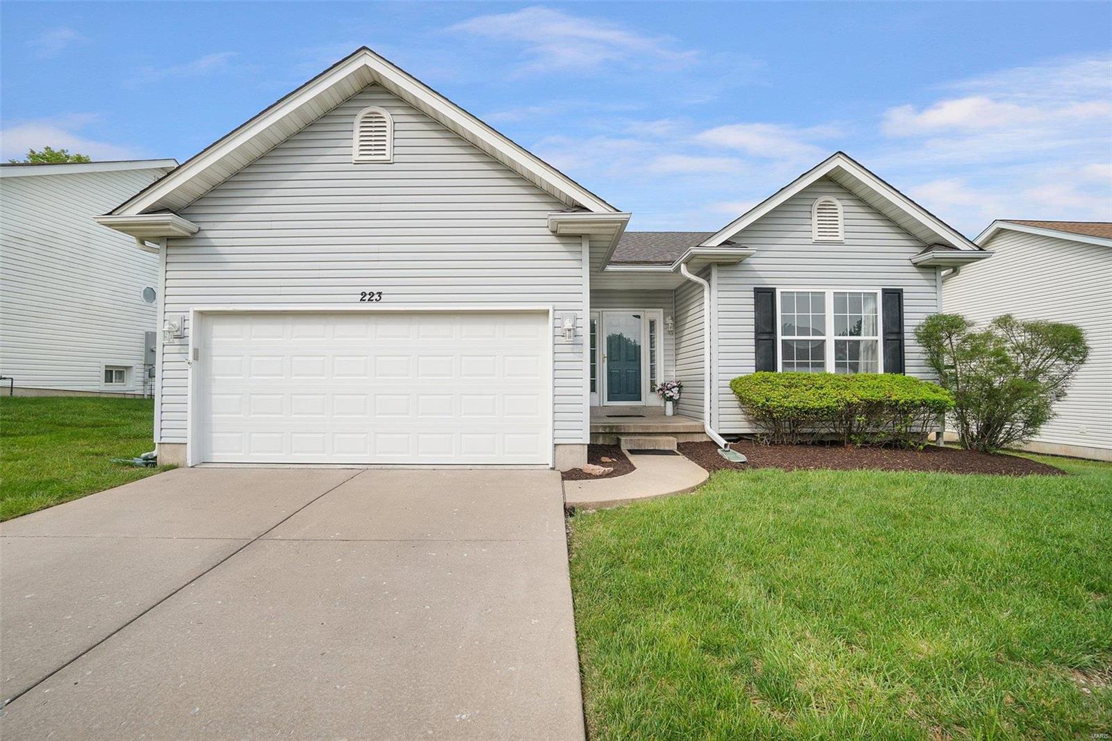 View Wentzville, MO 63385 townhome