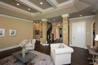 Lynnbrook - Residential