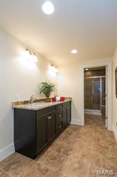 Lynnbrook - Residential