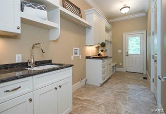 Lynnbrook - Residential