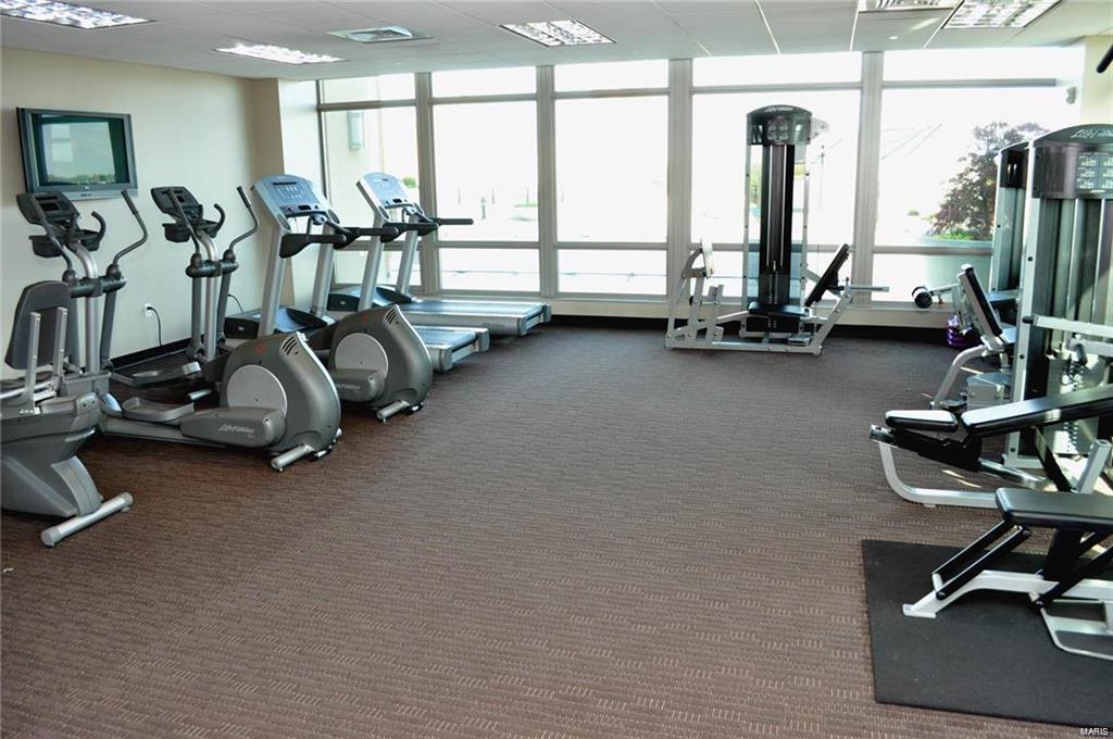 Park East Tower - Residential Lease