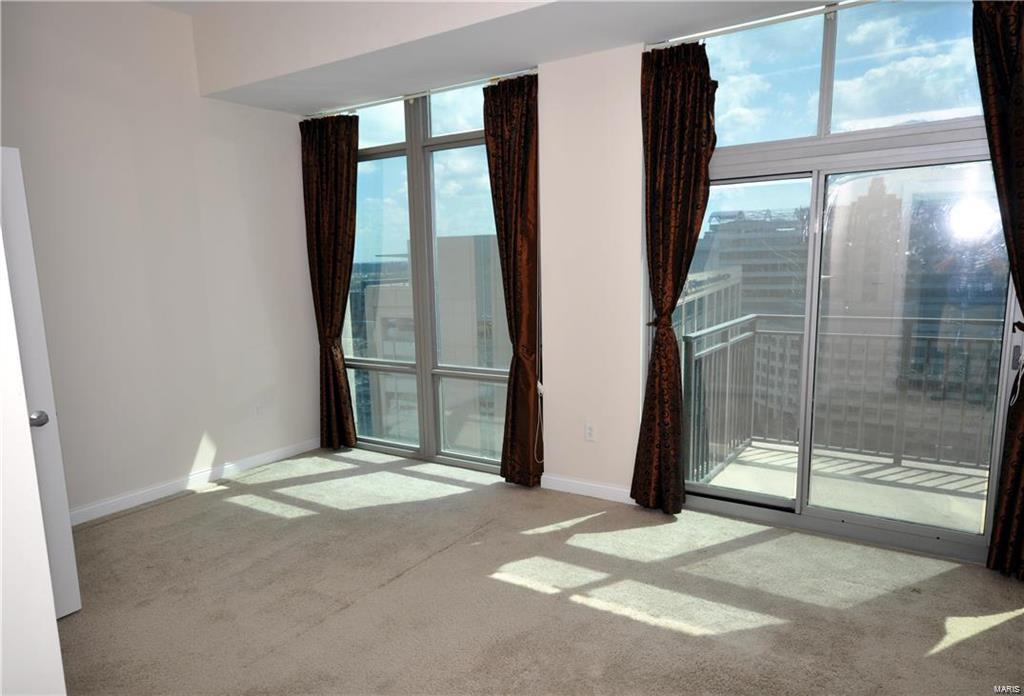 Park East Tower - Residential Lease