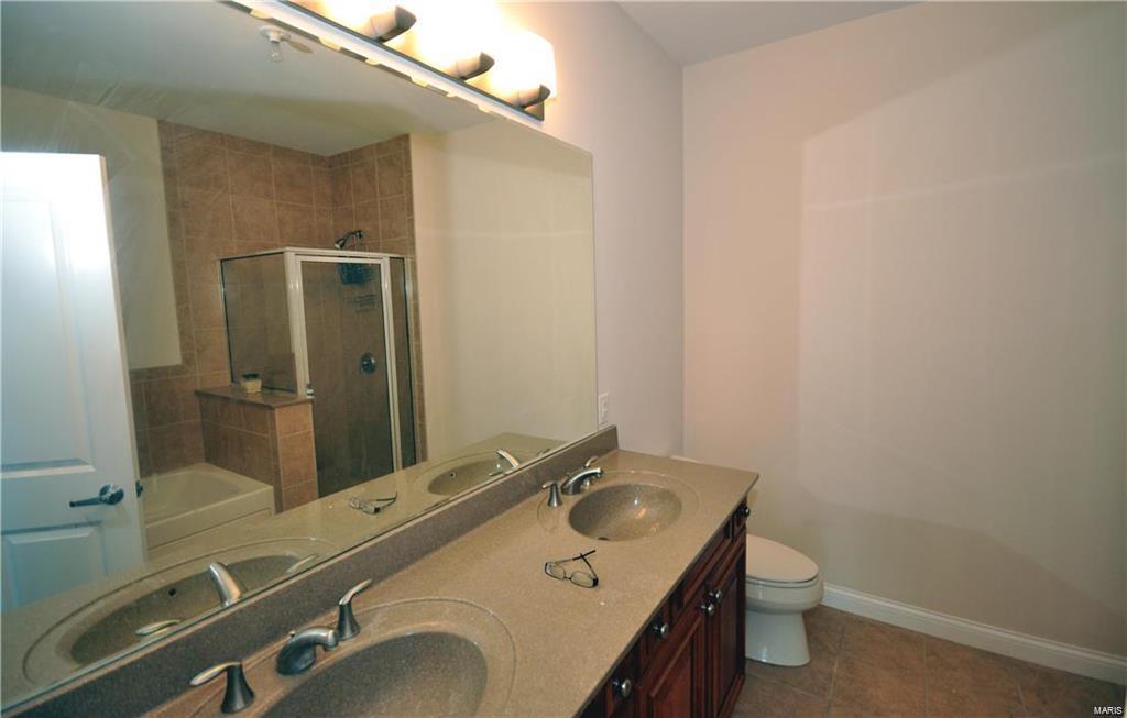 Park East Tower - Residential Lease