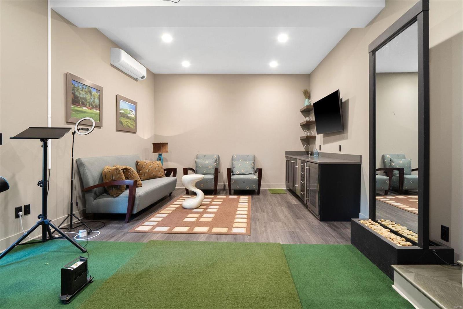 Schneider Place Lt 2 & Sec 15-45-5 - Residential