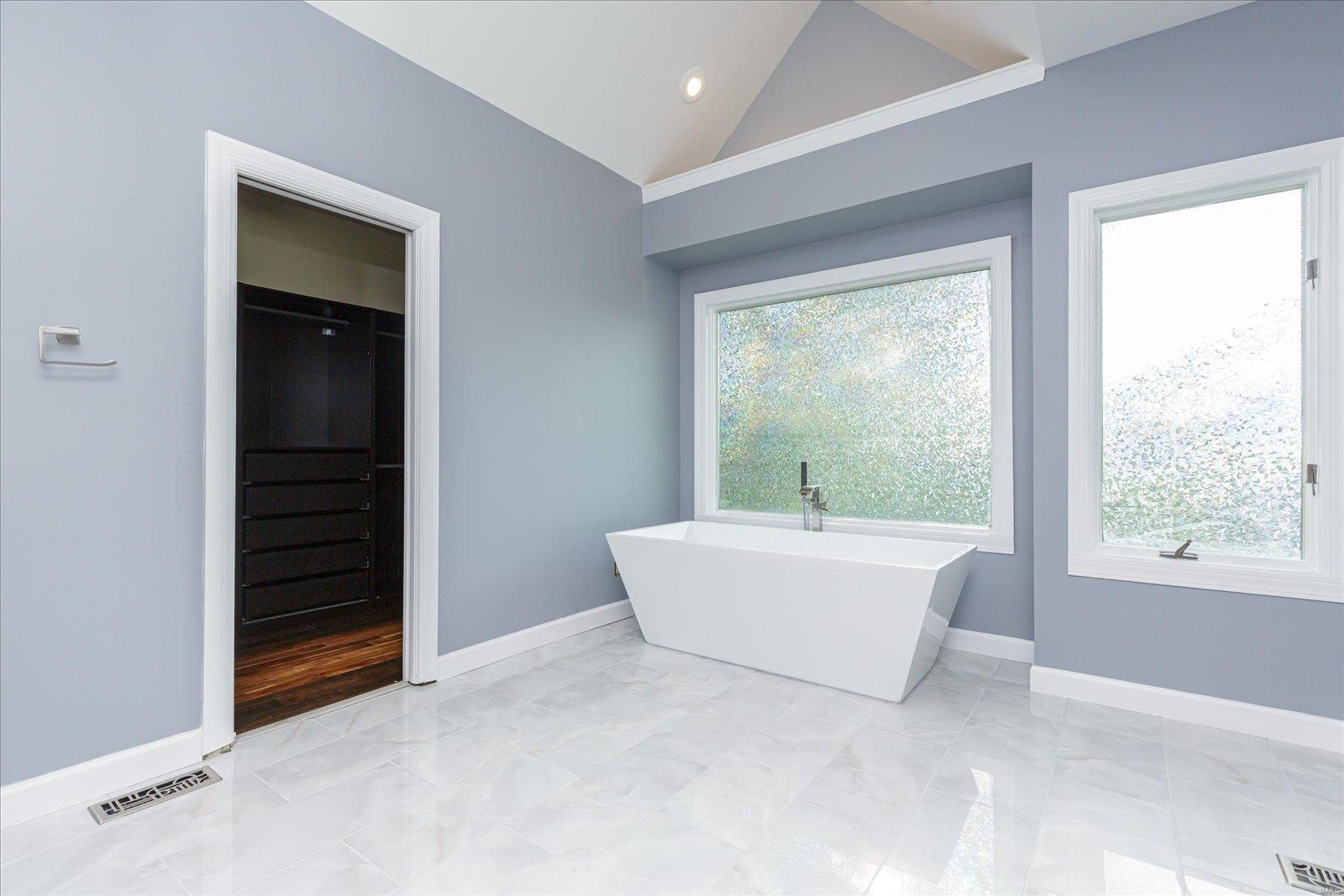 Whitmoor Country Club - Residential