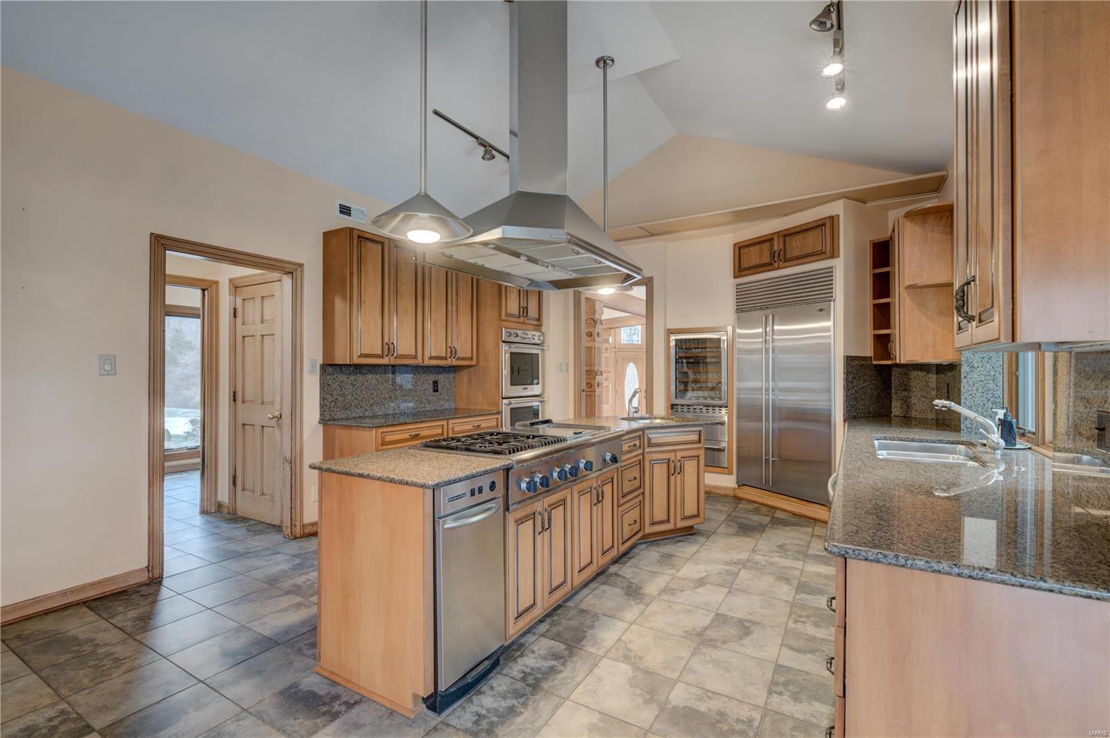 Deer Pointe Estates - Residential