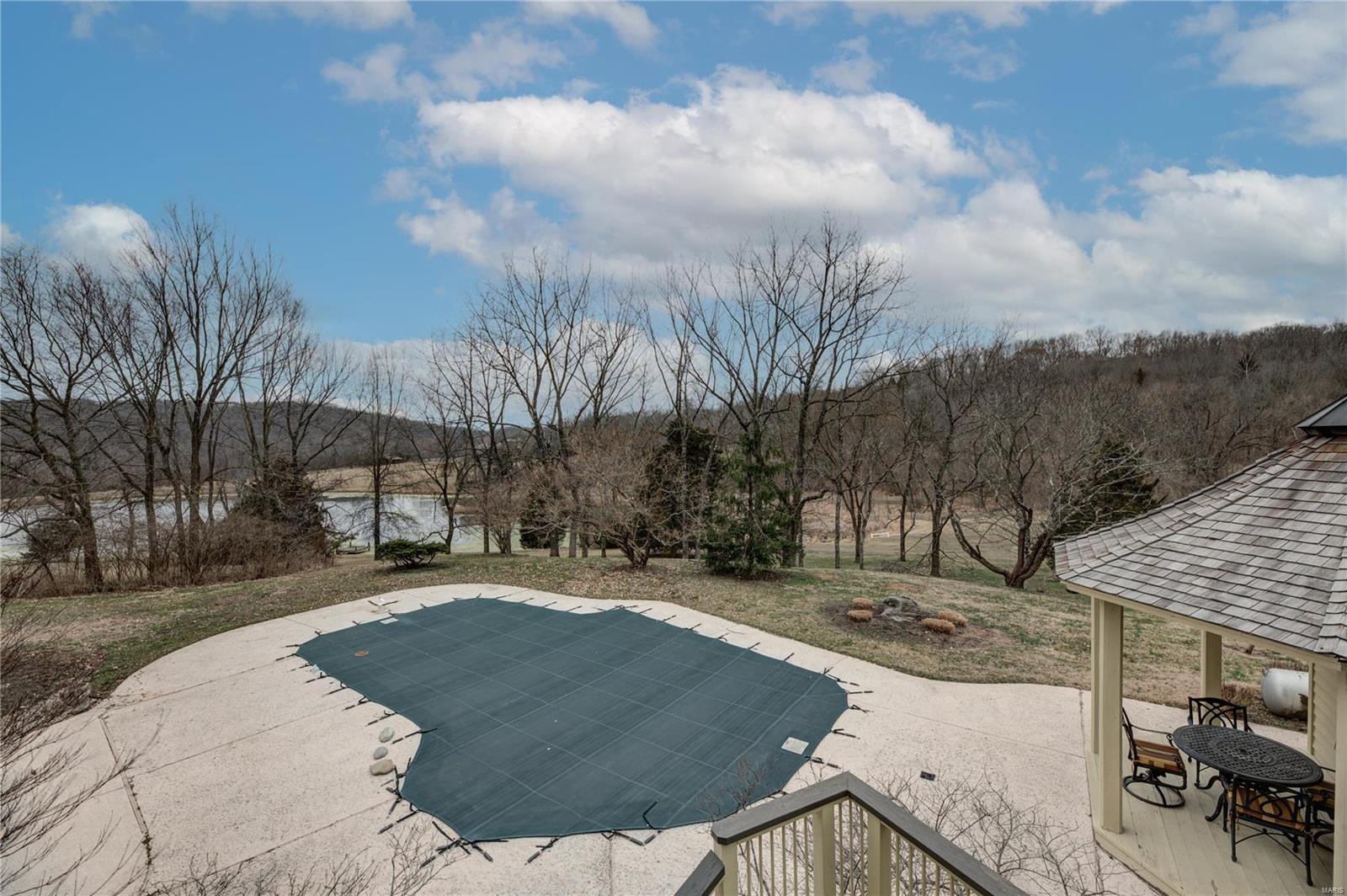 Deer Pointe Estates - Residential