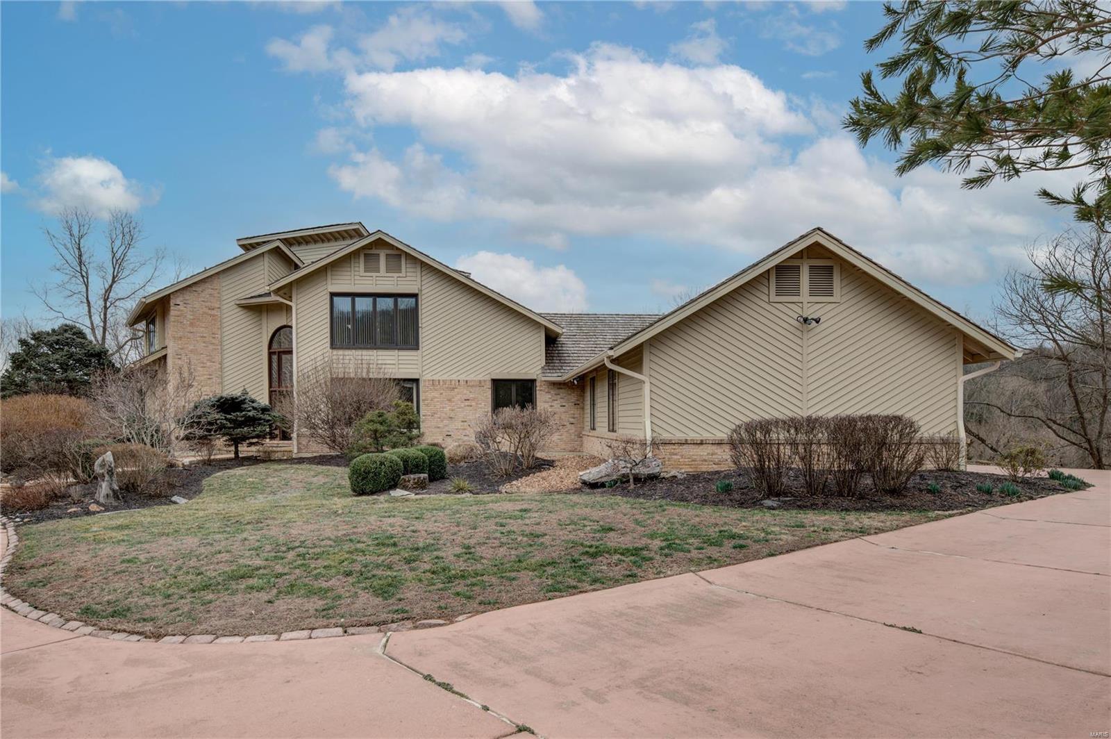 Deer Pointe Estates - Residential