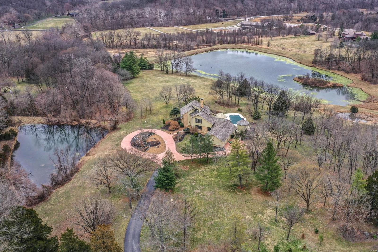 Deer Pointe Estates - Residential