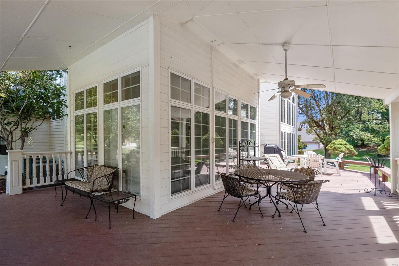 Kingspointe 1 - Residential