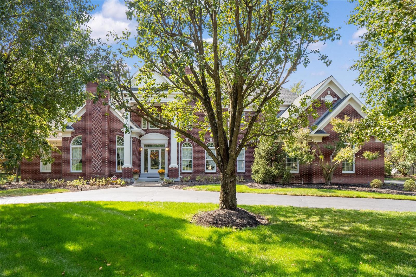 Kingspointe 1 - Residential