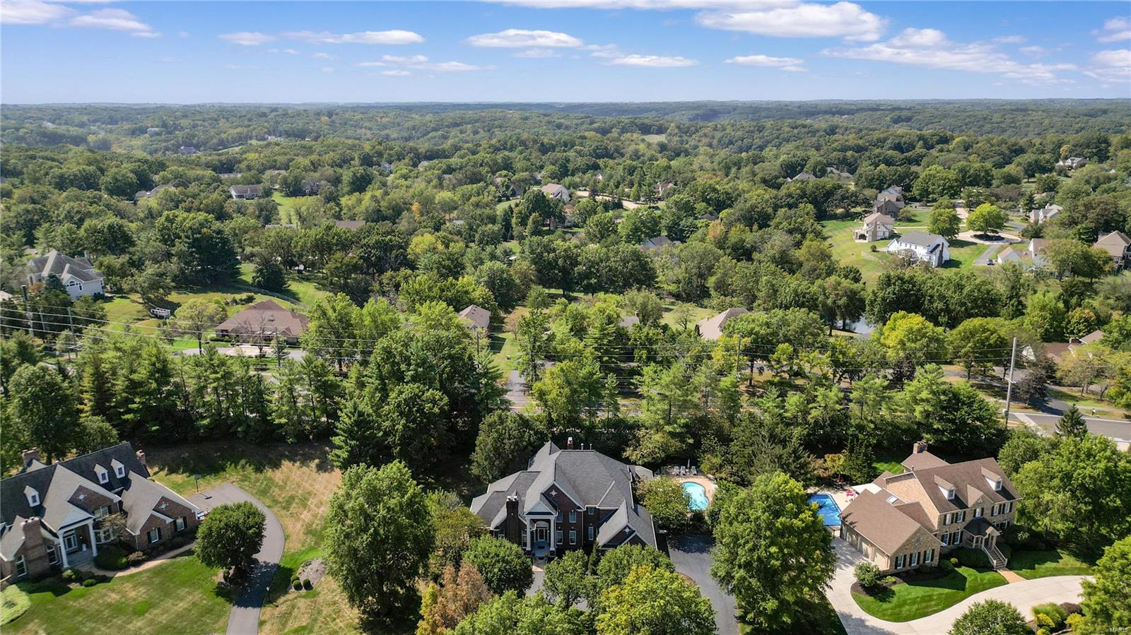 Kingspointe 1 - Residential