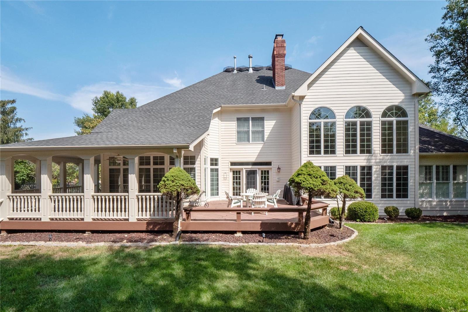 Kingspointe 1 - Residential