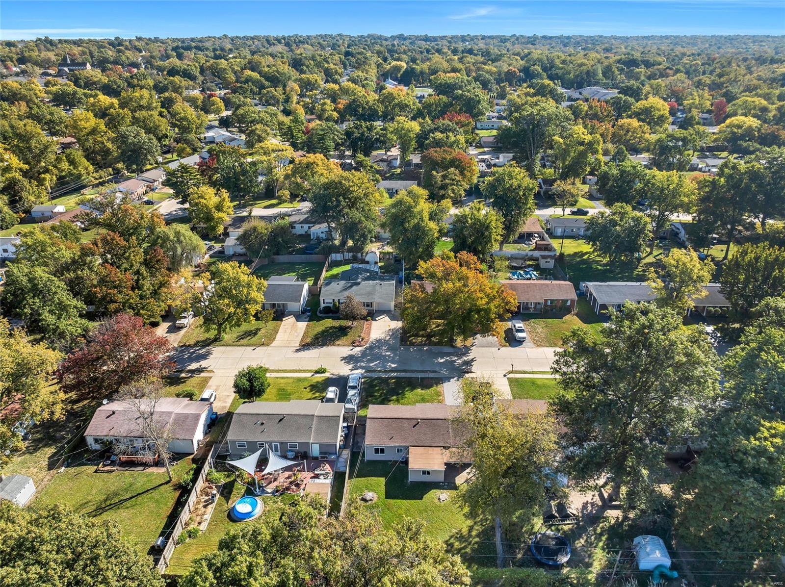 Maryland Heights, Missouri 63043, United States, 3 Bedrooms Bedrooms, ,1 BathroomBathrooms,Residential,Pending,38965