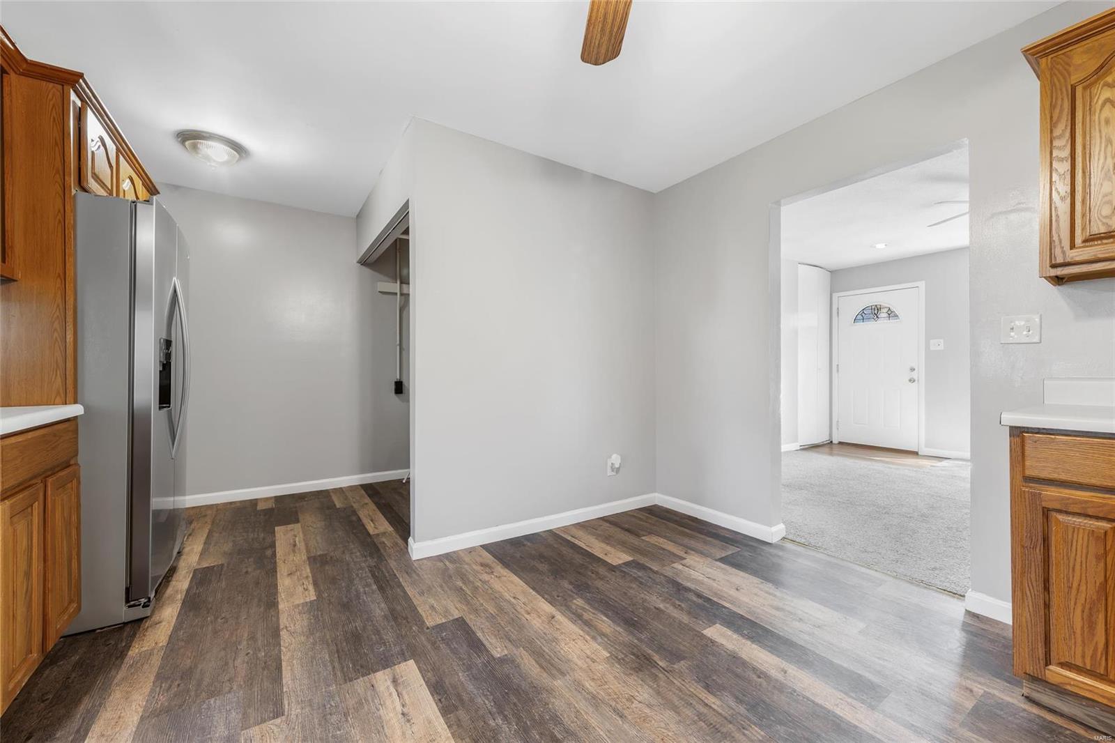 Maryland Heights, Missouri 63043, United States, 3 Bedrooms Bedrooms, ,1 BathroomBathrooms,Residential,Pending,38965