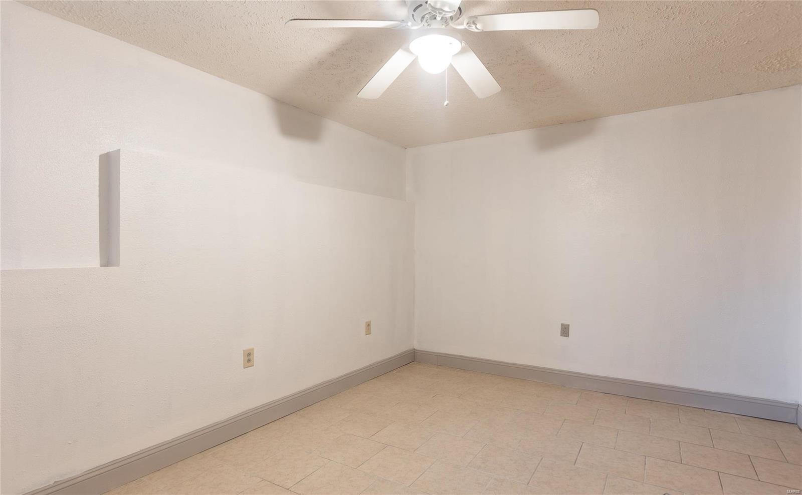 Thousand Hills - Residential