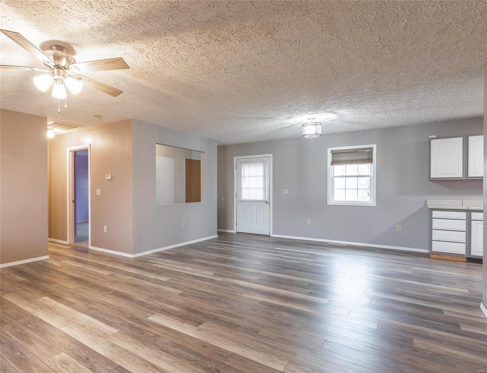 Thousand Hills - Residential