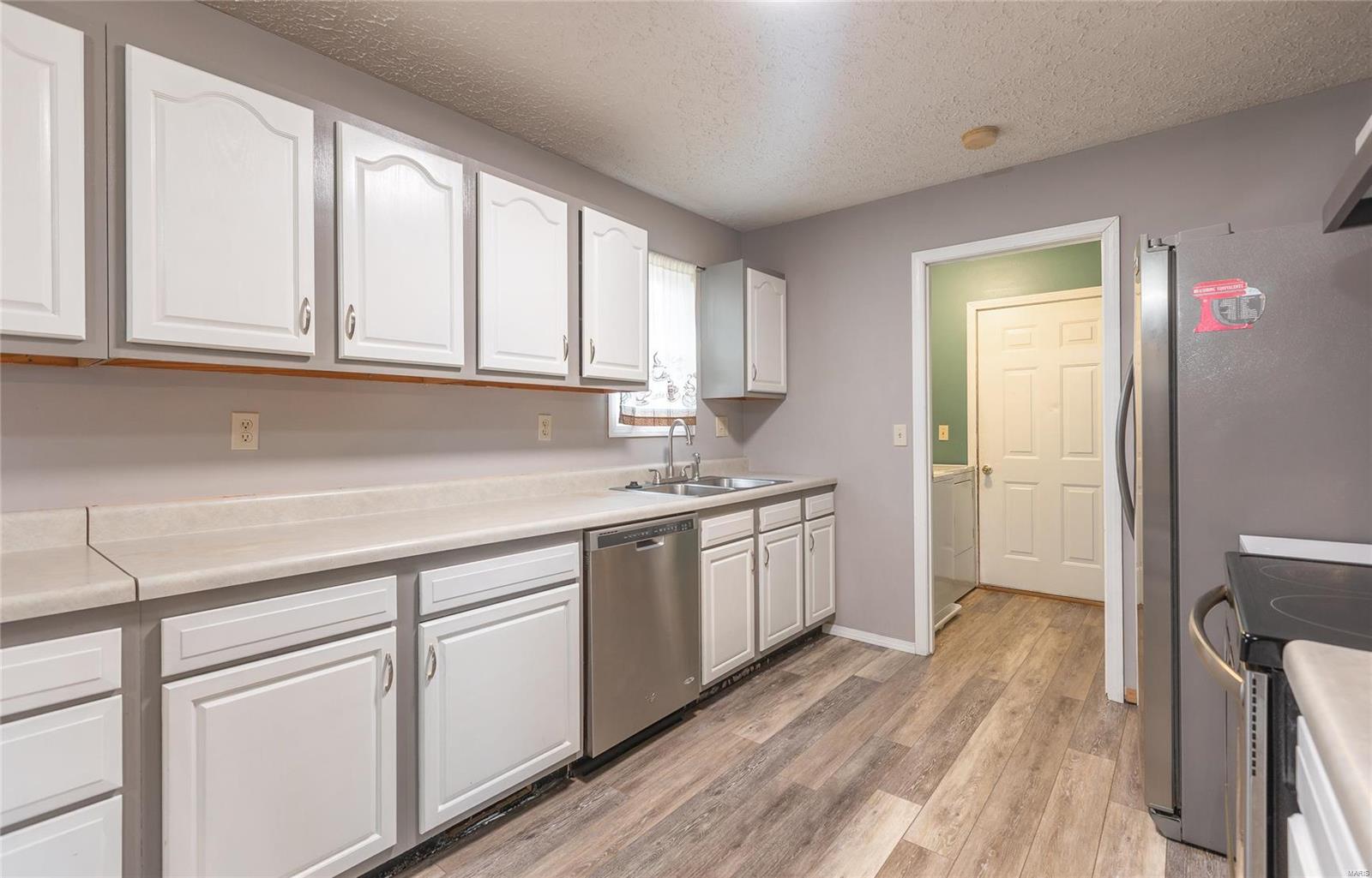 Thousand Hills - Residential