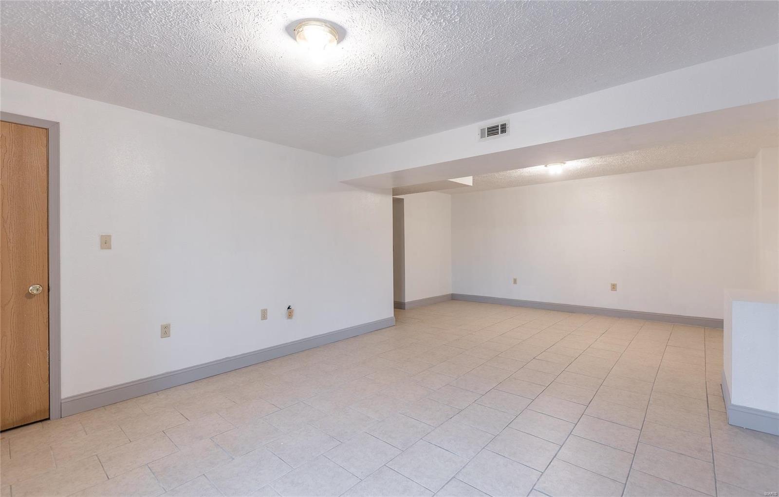 Thousand Hills - Residential