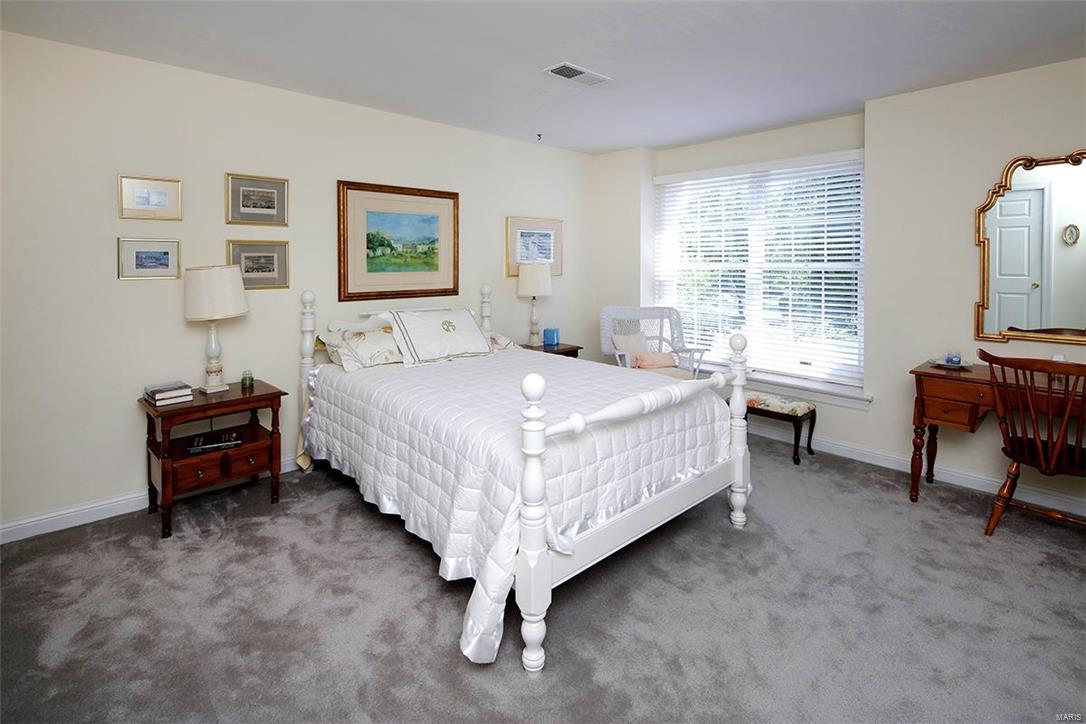 Carlyle One - Residential