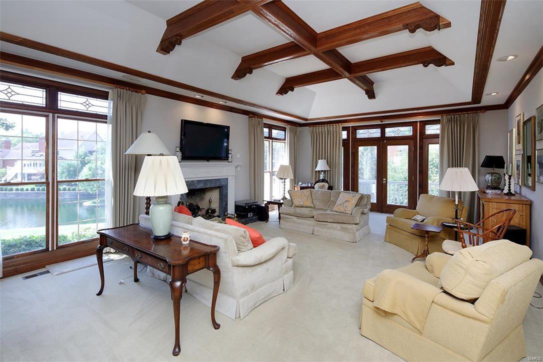 Carlyle One - Residential