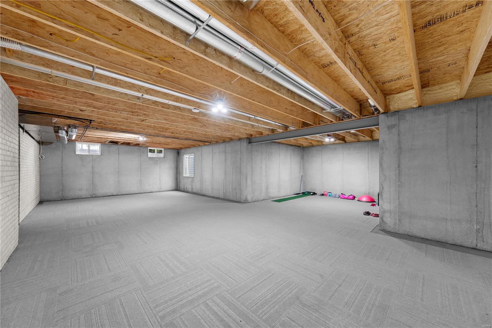 Wentzville, Missouri 63385, United States, 4 Bedrooms Bedrooms, ,3 BathroomsBathrooms,Residential,Pending,27319