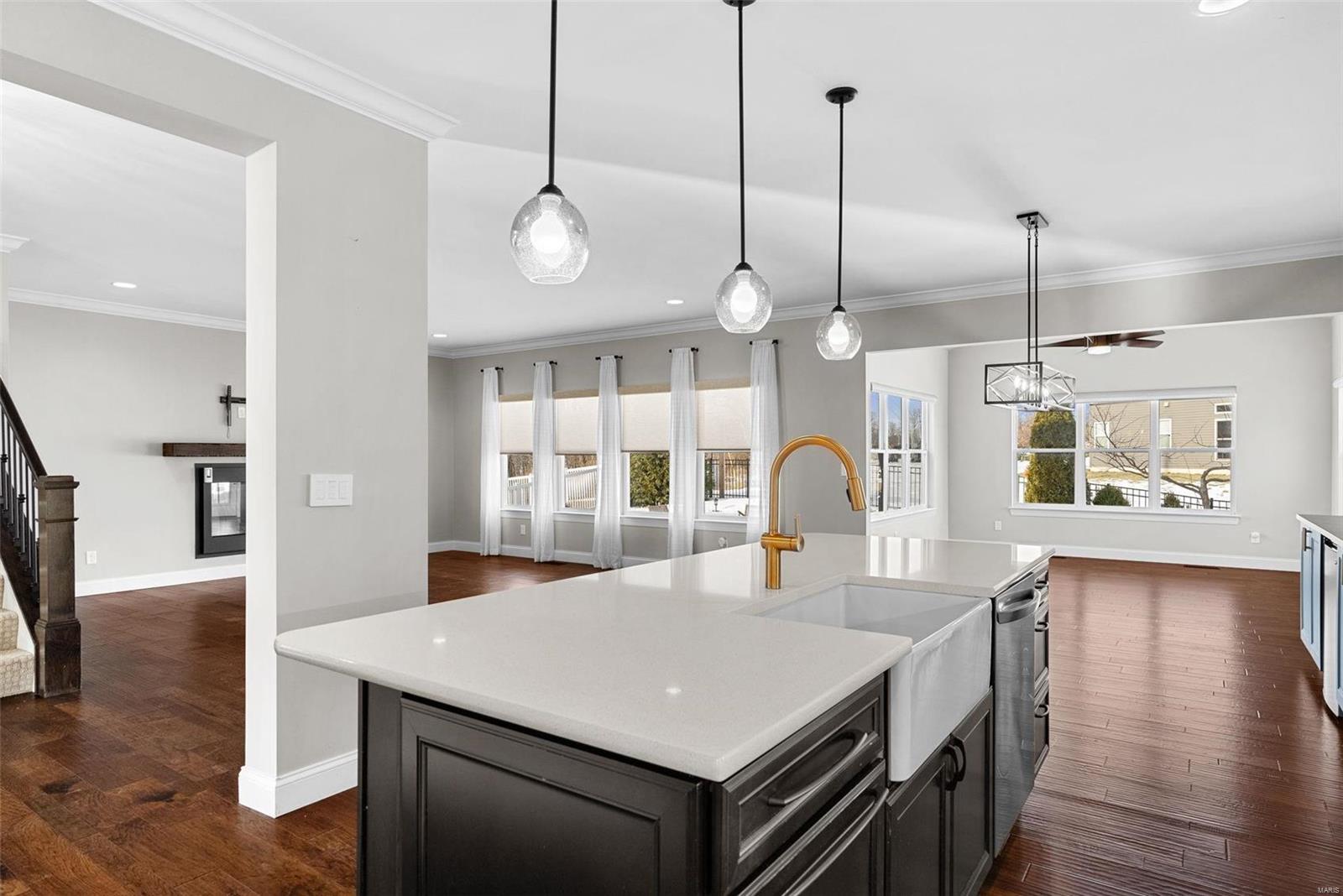 Wentzville, Missouri 63385, United States, 4 Bedrooms Bedrooms, ,3 BathroomsBathrooms,Residential,Pending,27319