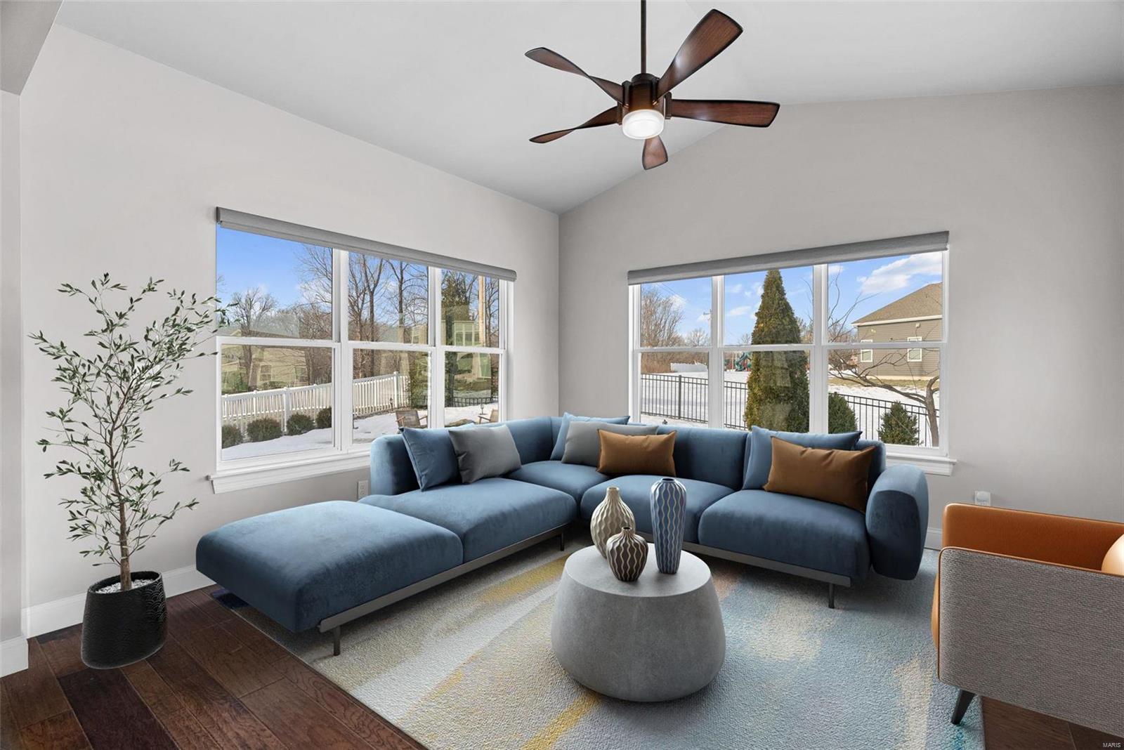 Wentzville, Missouri 63385, United States, 4 Bedrooms Bedrooms, ,3 BathroomsBathrooms,Residential,Pending,27319