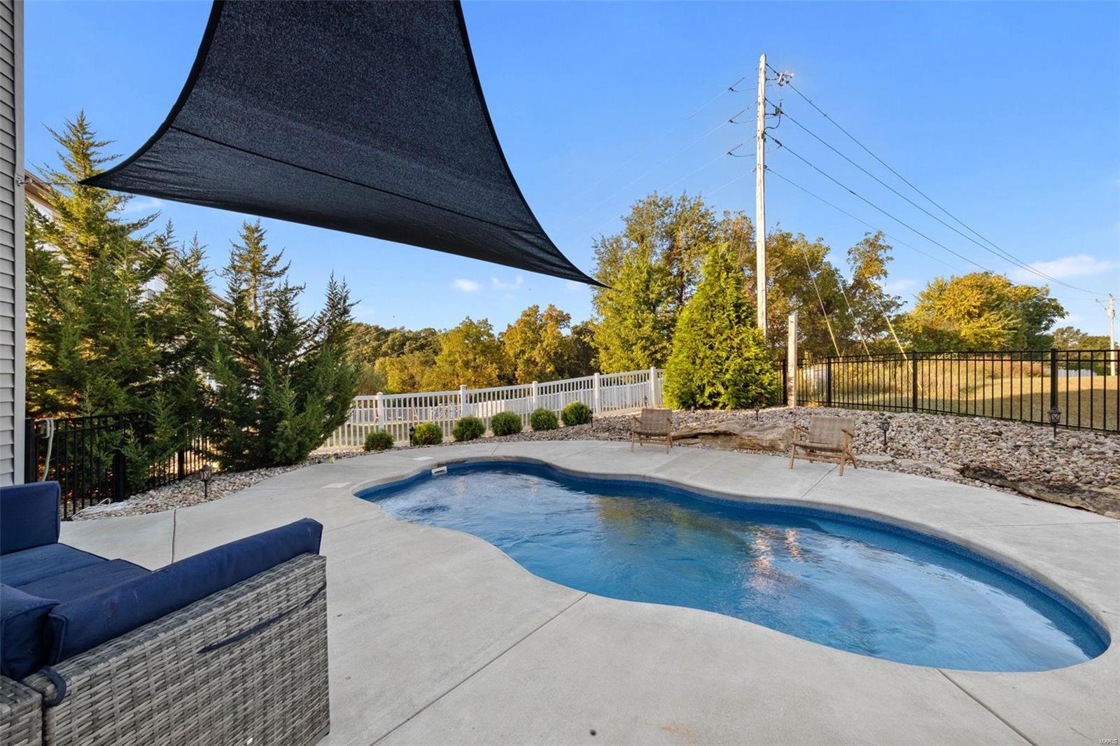 Wentzville, Missouri 63385, United States, 4 Bedrooms Bedrooms, ,3 BathroomsBathrooms,Residential,Pending,27319