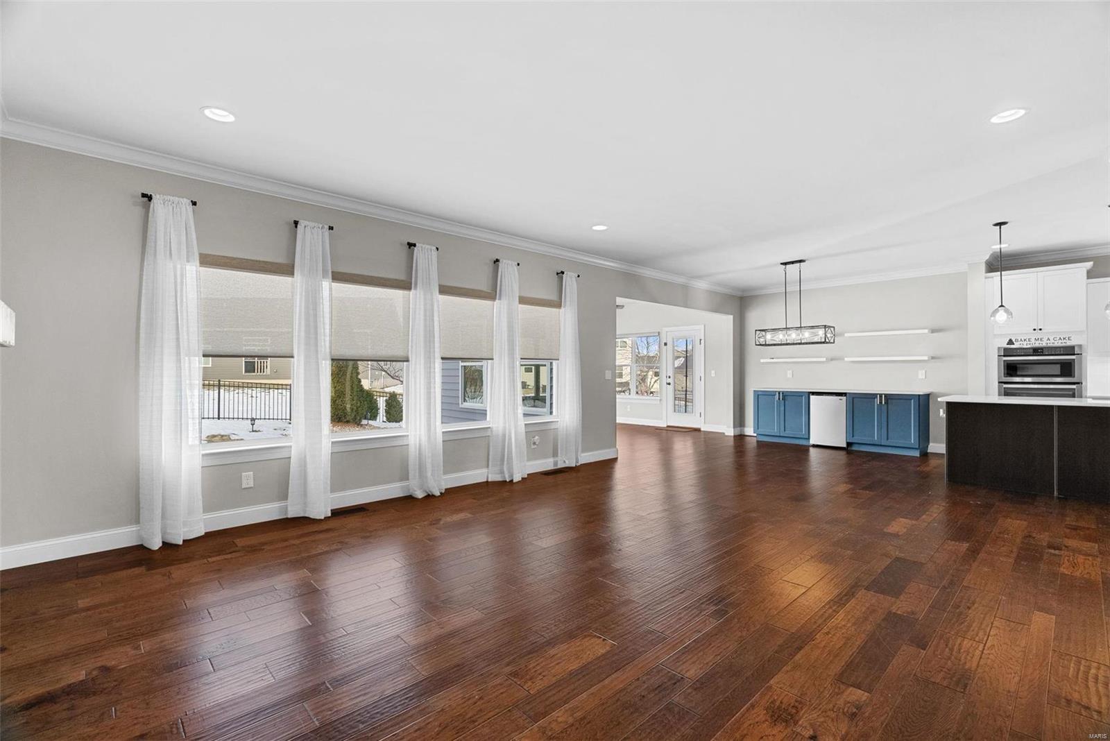 Wentzville, Missouri 63385, United States, 4 Bedrooms Bedrooms, ,3 BathroomsBathrooms,Residential,Pending,27319