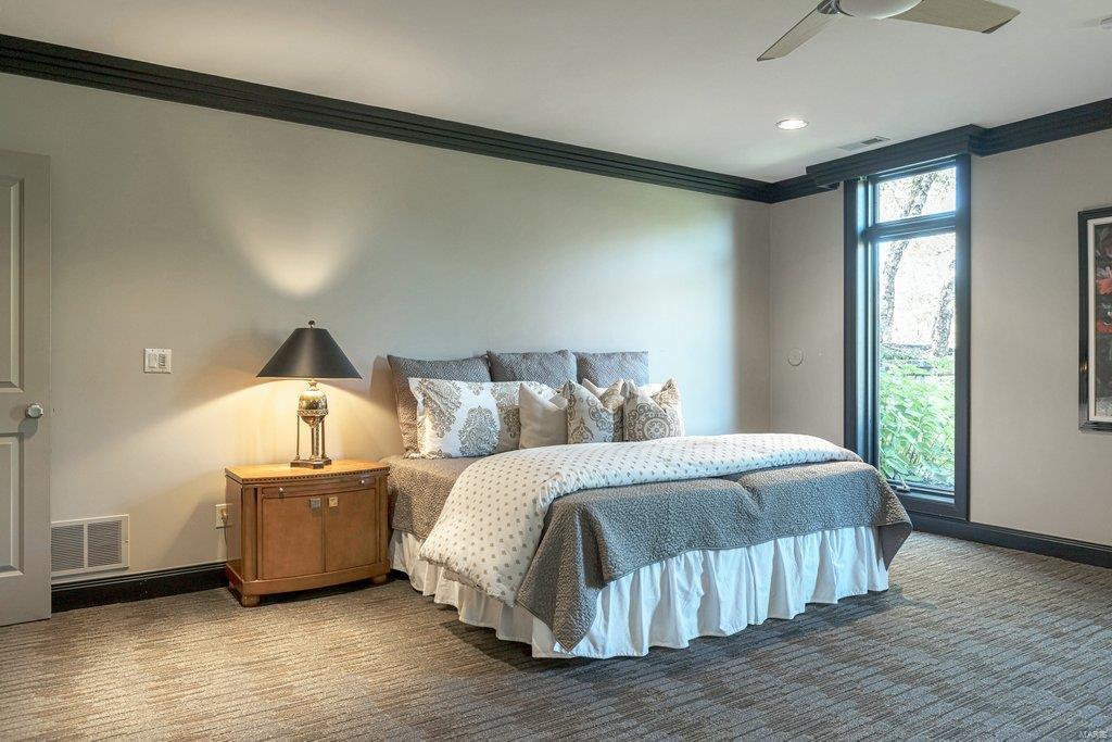 Whitmoor Upper Rdwy & Esmt - Residential