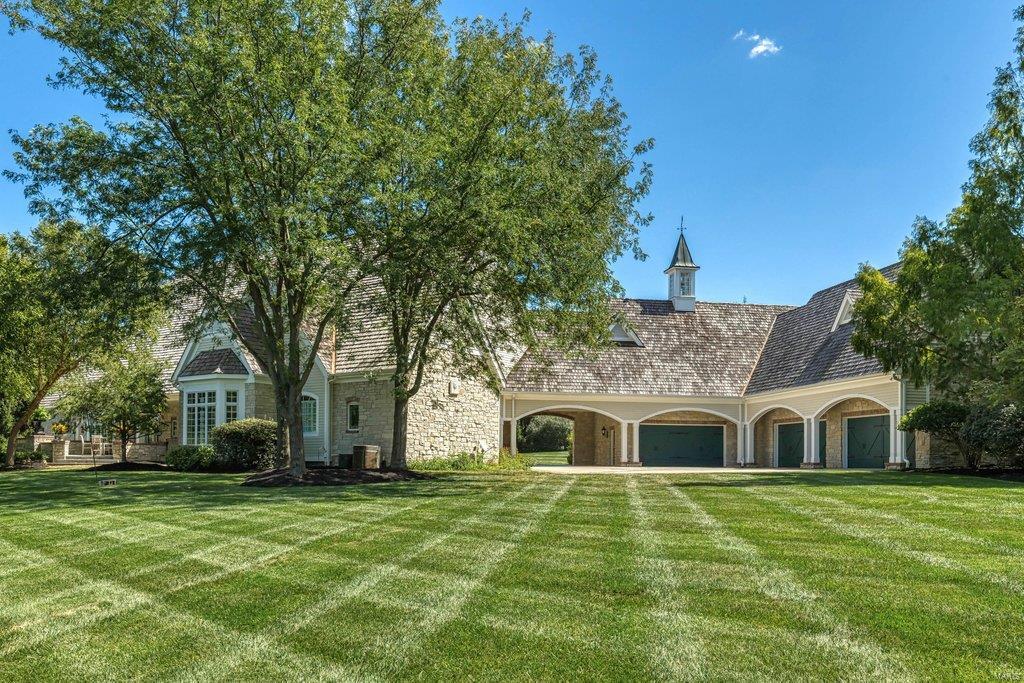 Whitmoor Upper Rdwy & Esmt - Residential