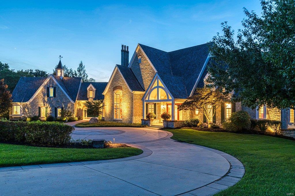 Whitmoor Upper Rdwy & Esmt - Residential