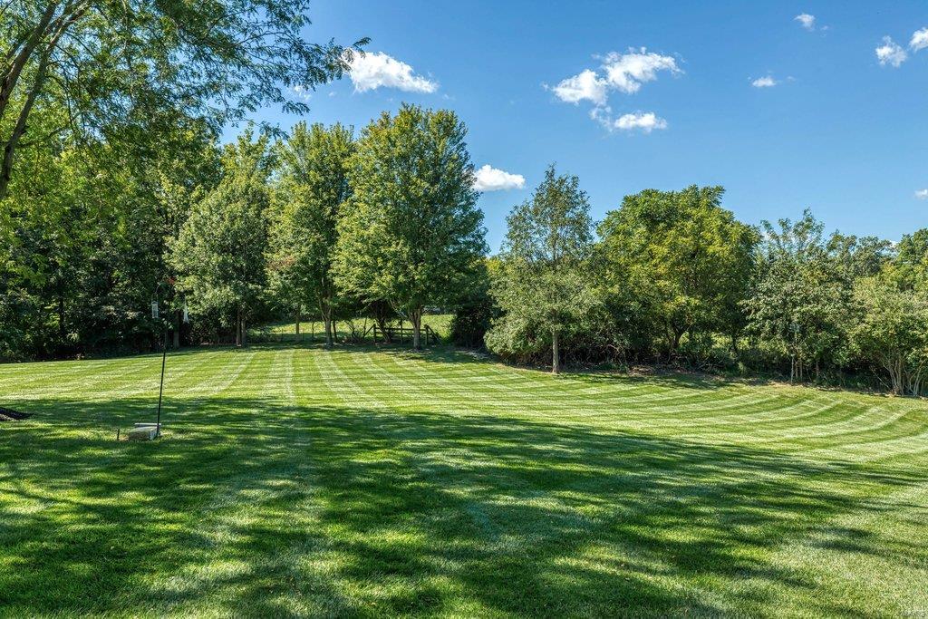 Whitmoor Upper Rdwy & Esmt - Residential