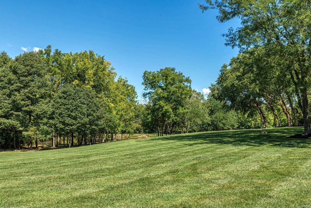 Whitmoor Upper Rdwy & Esmt - Residential