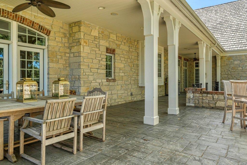 Whitmoor Upper Rdwy & Esmt - Residential