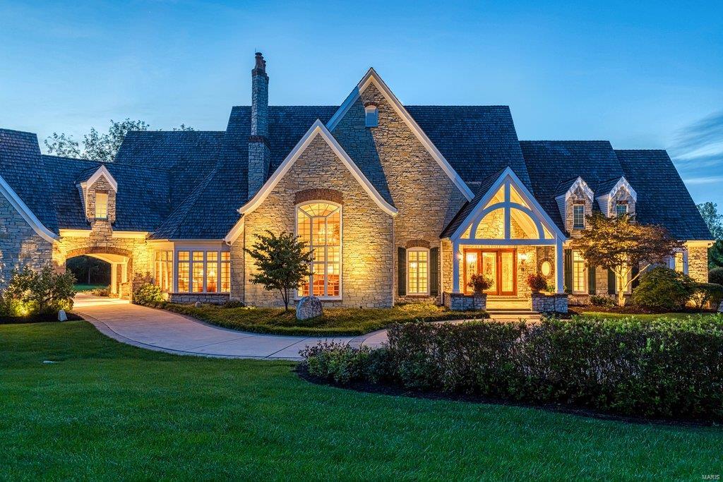 Whitmoor Upper Rdwy & Esmt - Residential