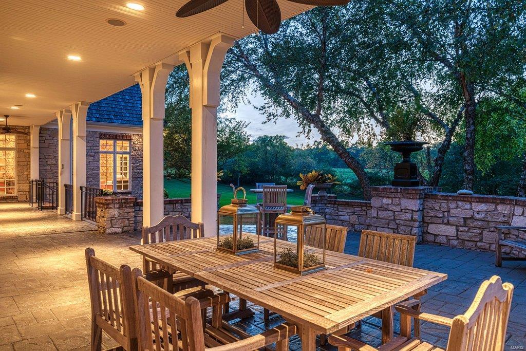 Whitmoor Upper Rdwy & Esmt - Residential